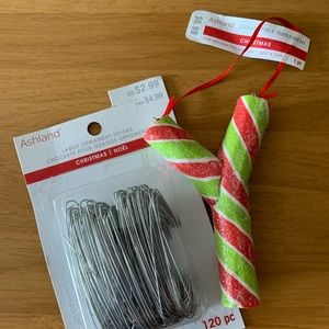 Large Ornament Hooks & Letter Y Ornament